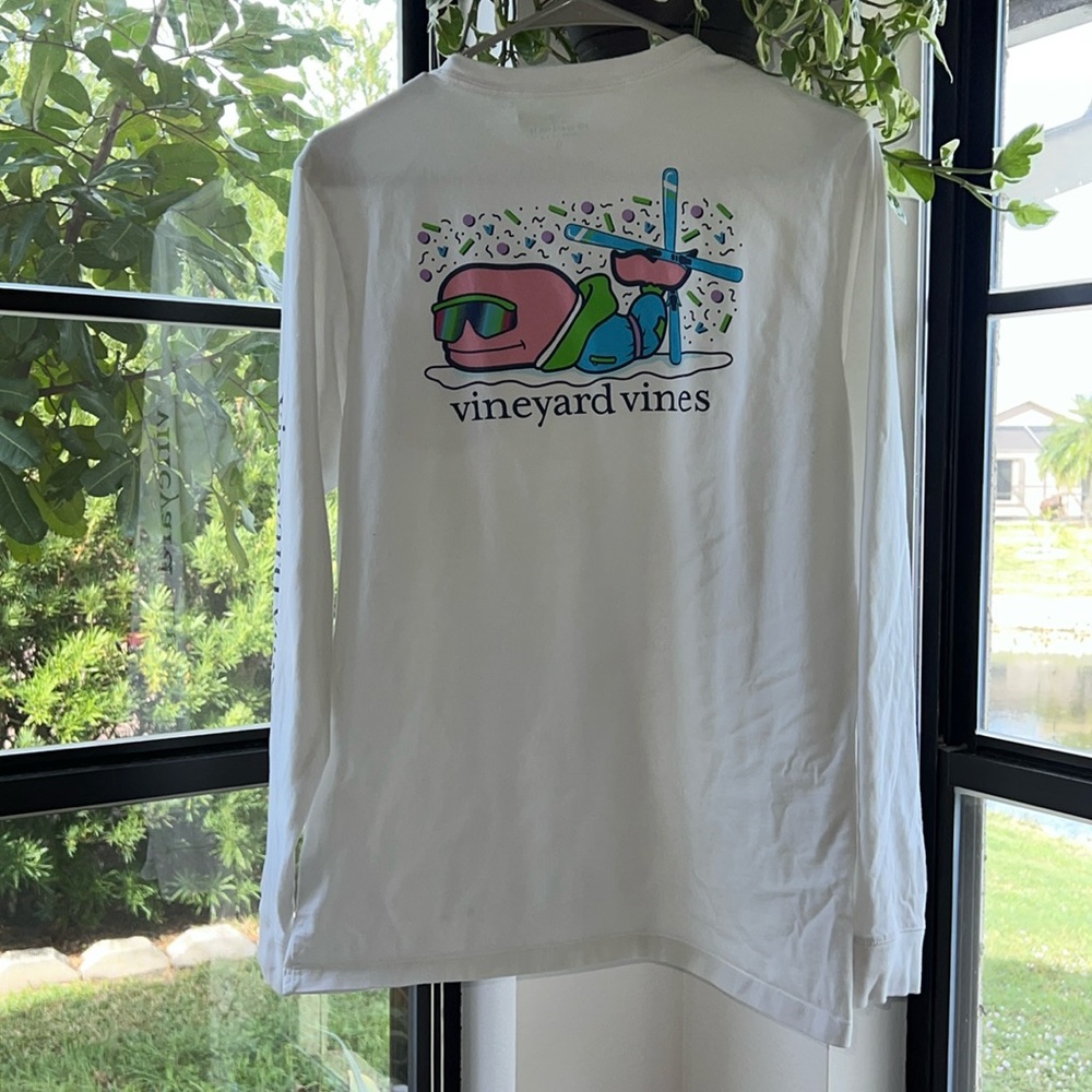 Vineyard Vines long sleeve shirt